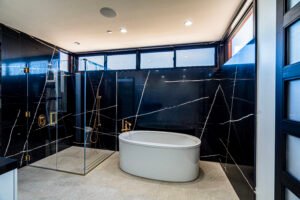 Cosentino Silestone - eternal noir polished